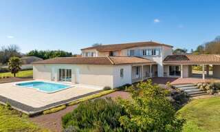 Maison 11 Pièces 408 m² à vendre à Essouvert (17400)