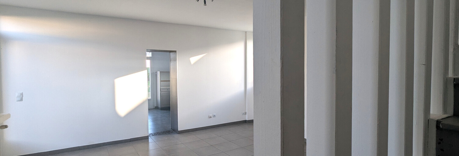 Maison 5 Pièces 107 m² à louer à Barraute-Camu (64390)