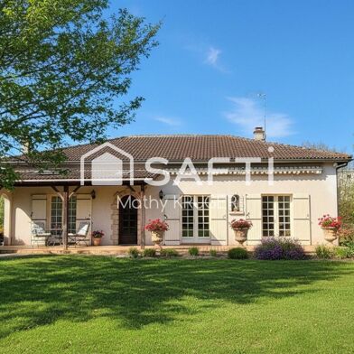 Maison 4 pièces 236000 €