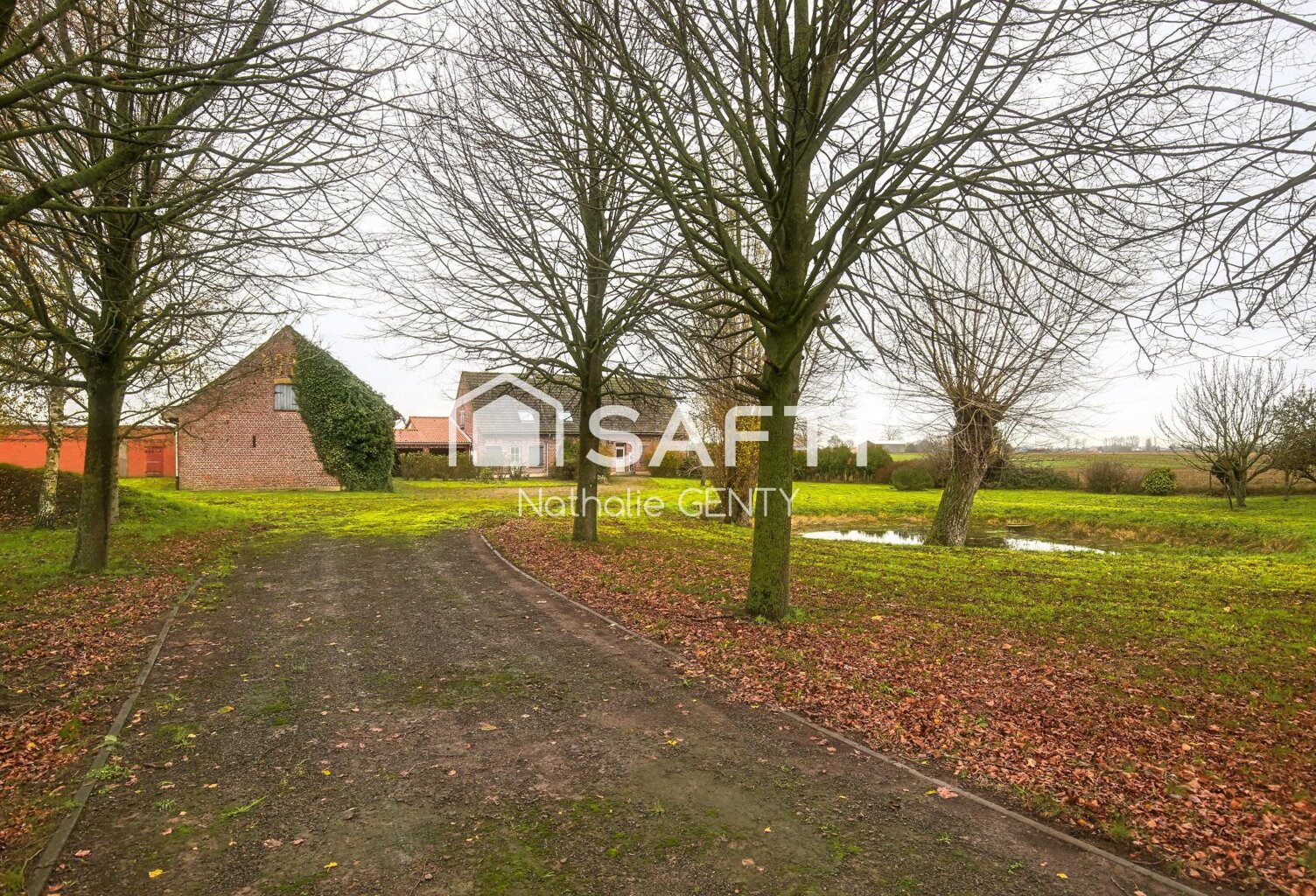 ANCIEN CORPS DE FERME AVEC CHAMBRES D'HÔTES ET DÉPENDANCES SUR UNE PARCELLE DE 8000 M2 À STEENVOORDE — photo 1
