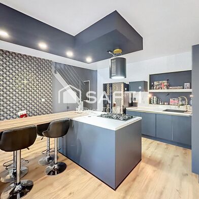 Maison 8 pièces 239000 €