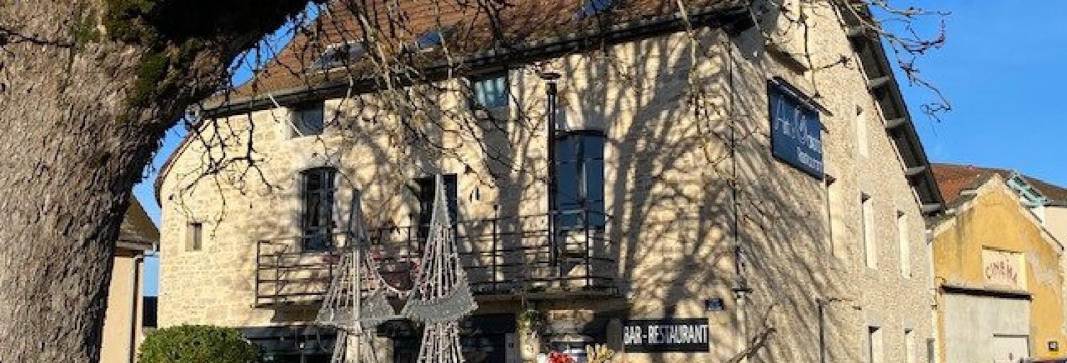 Commerce 9 Pièces 326 m² à vendre à Villeneuve (12260)