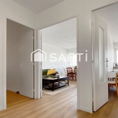 Appartement 4 pièces 180525 €