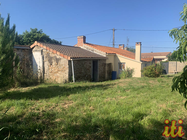 Proche bourg — photo 1