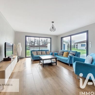 Maison 5 pièces 399000 €