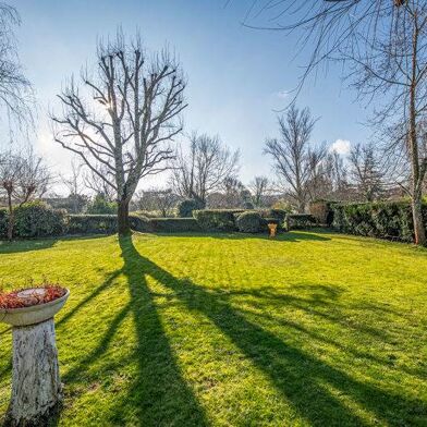 Maison 7 pièces 543190 €