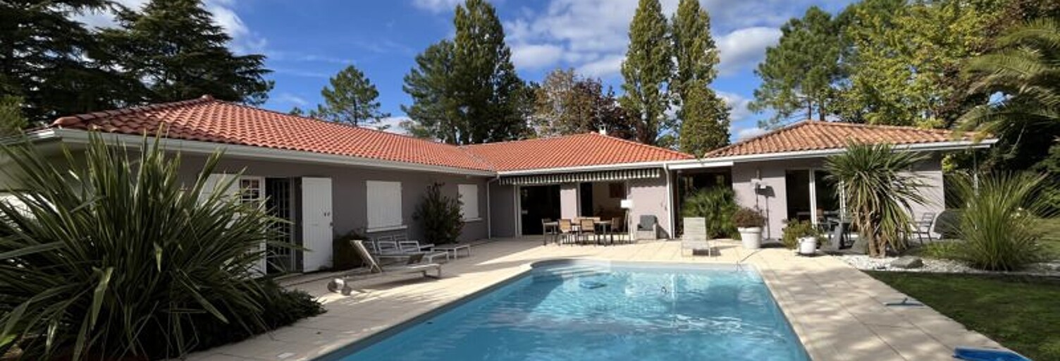 Maison 9 Pièces 300 m² à vendre à Blanquefort (33290)