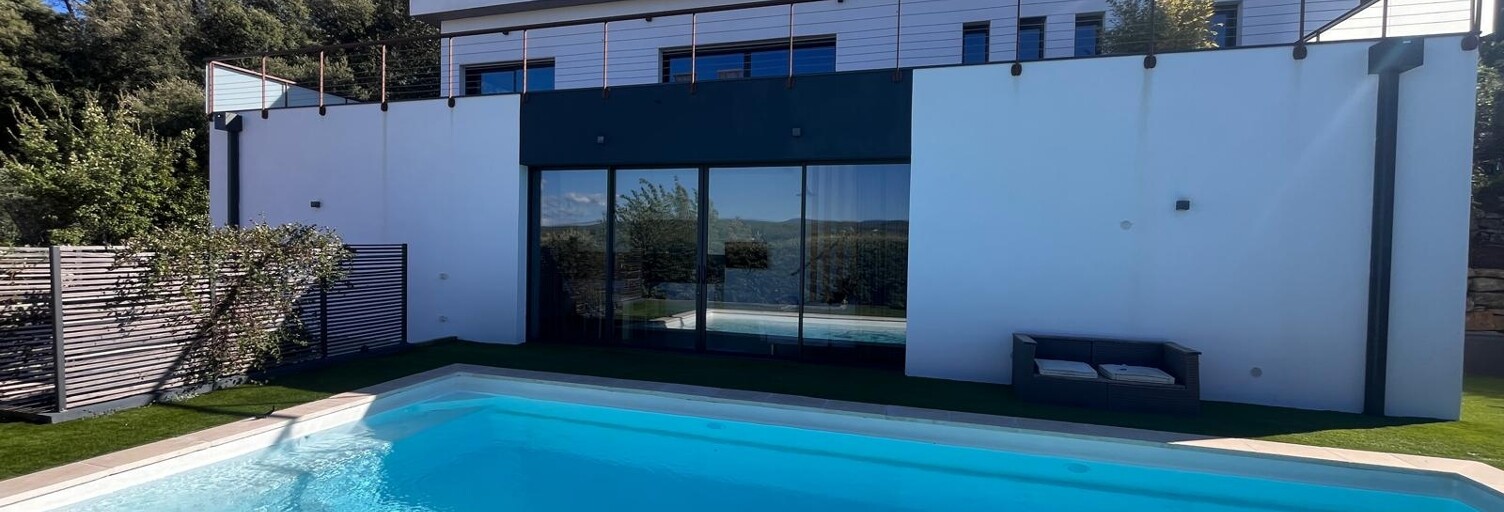 Maison 8 Pièces 207 m² à vendre à Trans-en-Provence (83720)