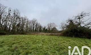 Terrain  717 m² à vendre à Beaulon (03230)