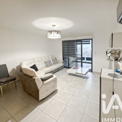 Appartement 4 pièces 950 €