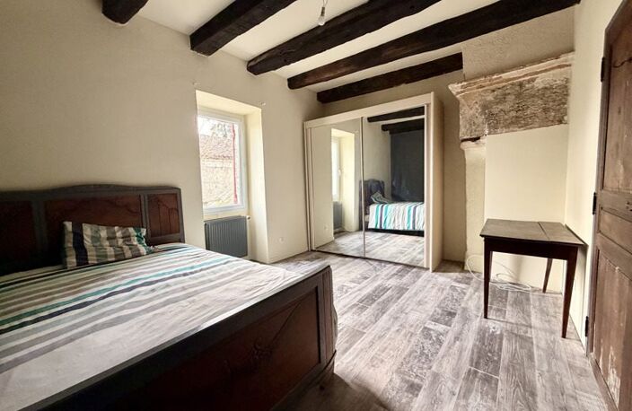 Maison en pierre de 5 pièces principales — photo 3