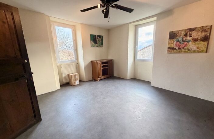 Maison en pierre de 5 pièces principales — photo 4
