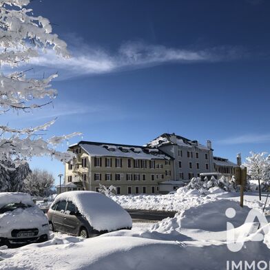 Appartement 4 pièces 230000 €