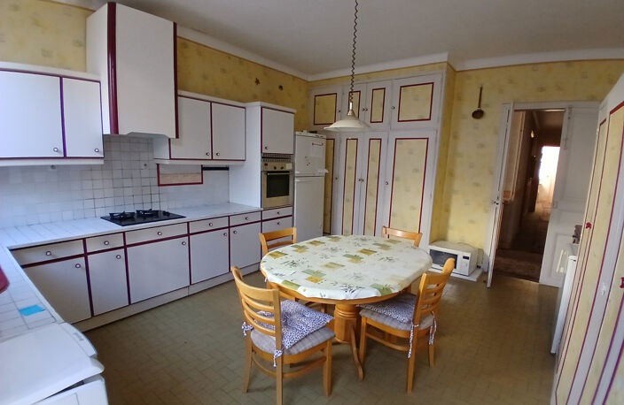 VENTE - APPARTEMENT - 225 m2 - 7 PIECES - ALES — photo 4