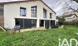 Maison 10 Pièces 276 m² à louer à Carnetin (77400)