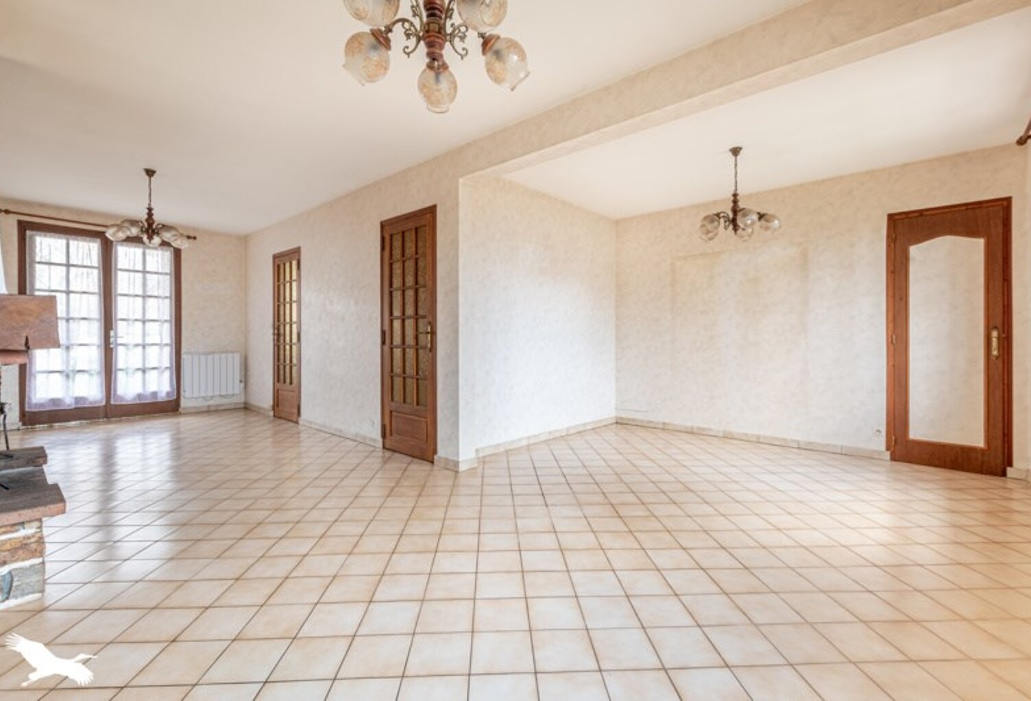 Maison en pierre de 3 pièces principales — photo 1
