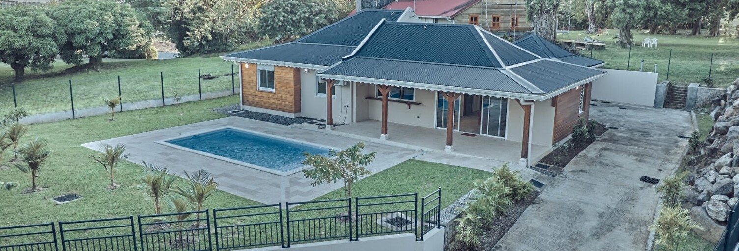 Maison 5 Pièces 243 m² à vendre à Ducos (97224)