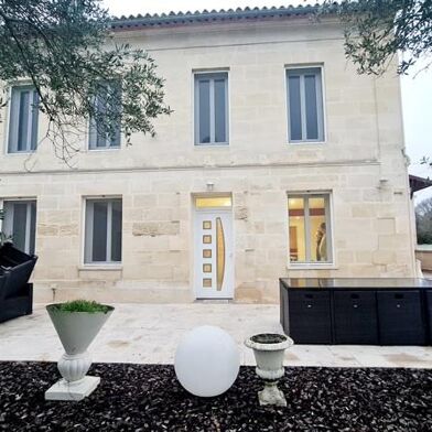 Maison 8 pièces 499800 €