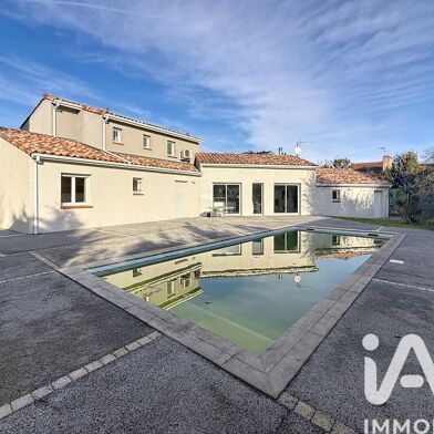 Maison 6 pièces 597000 €