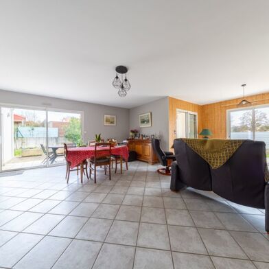 Maison 5 pièces 324632 €