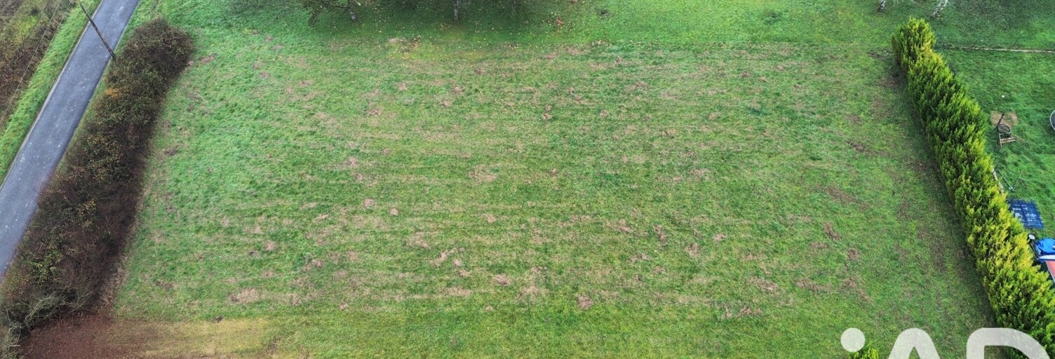 Terrain  2741 m² à vendre à Genac-Bignac (16170)