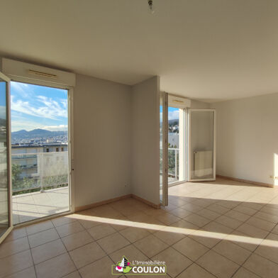 Appartement 3 pièces 770 €