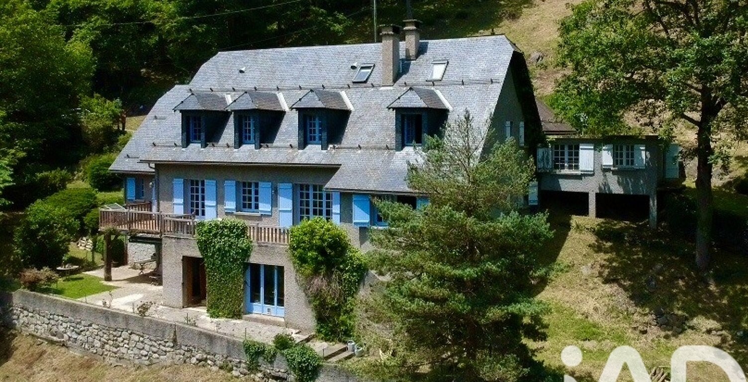 Vente Maison/villa 11 pièces — photo 1