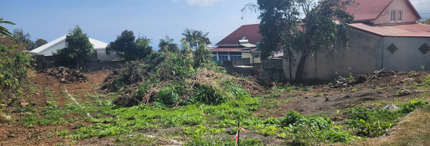 Terrain  364 m² à vendre à Le Tampon (97430)