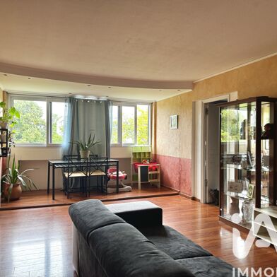 Appartement 4 pièces 172000 €