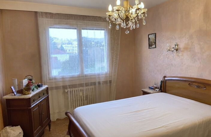 Richelandière :Appartement 2 chambres balcon+Garage+cave — photo 3