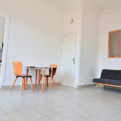 Appartement 3 pièces 900 €