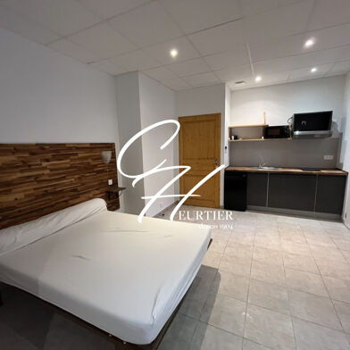 Appartement 1 pièces 550 €