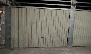 Garage  13 m² à louer à Hyères (83400)