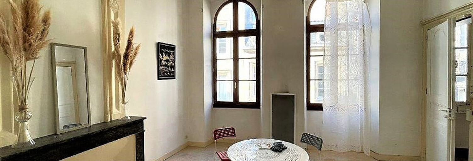 Immeuble  240 m² à vendre à Bordeaux (33000)