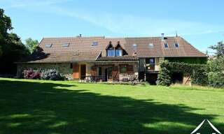 Maison 8 Pièces 250 m² à vendre à Montmelard (71520)