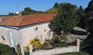 Maison 6 Pièces 168 m² à vendre à Saint-Sulpice-de-Ruffec (16460)