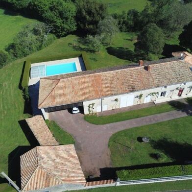 Maison 8 pièces 394725 €