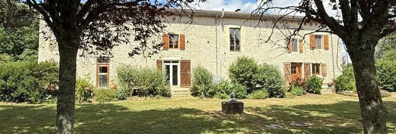 Maison 10 Pièces 134 m² à vendre à Château-Garnier (86350)