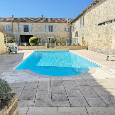 Maison 10 pièces 392650 €