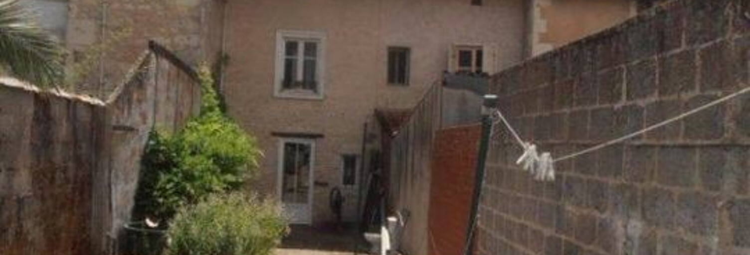 Maison 4 Pièces 110 m² à vendre à Sauzé-entre-Bois (79190)