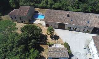 Maison 9 Pièces 240 m² à vendre à Civray (86400)