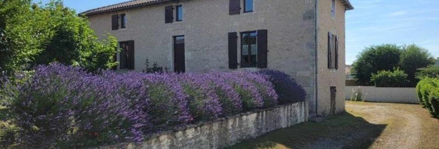 Maison 5 Pièces 177 m² à vendre à Ruffec (16700)