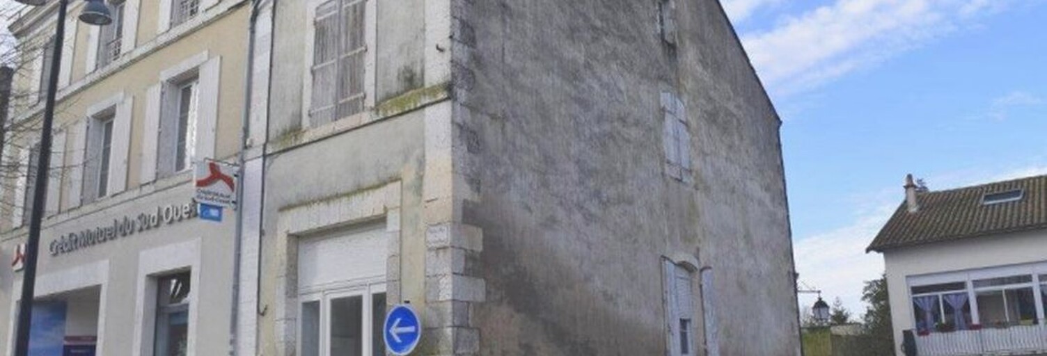 Maison 5 Pièces 88 m² à vendre à Ruffec (16700)