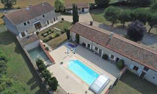 Maison 5 Pièces 252 m² à vendre à Blanzay (86400)