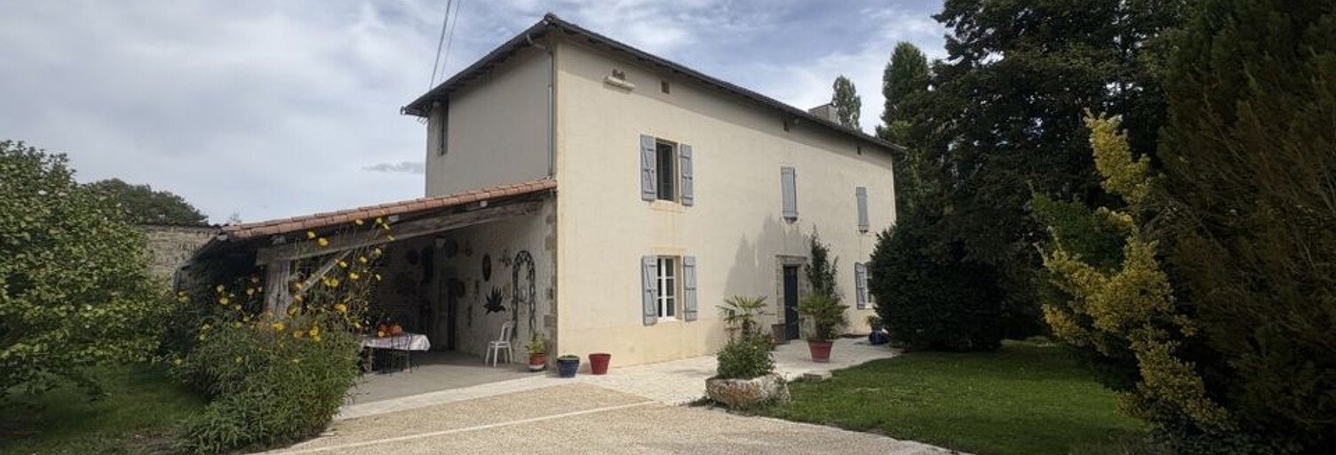 Maison 6 Pièces 192 m² à vendre à Villefagnan (16240)