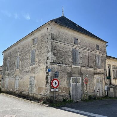 Maison 10 pièces 49950 €