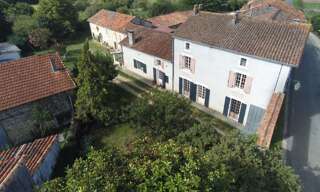 Maison 11 Pièces 315 m² à vendre à Villefagnan (16240)