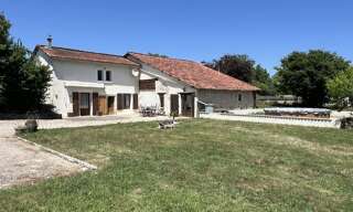 Maison 4 Pièces 137 m² à vendre à Civray (86400)