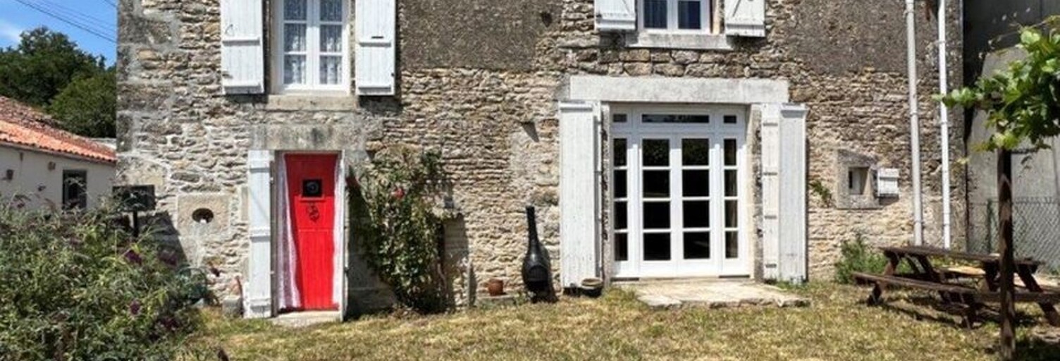 Maison 5 Pièces 120 m² à vendre à Champagne-Mouton (16350)