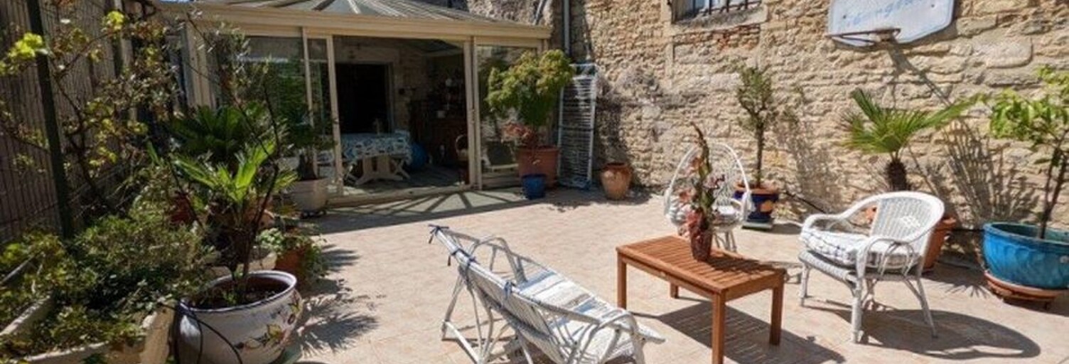 Maison 7 Pièces 212 m² à vendre à Ruffec (16700)